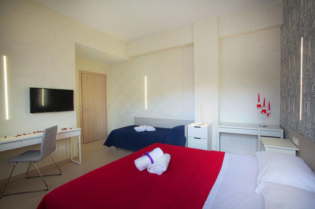 Hotel Kroma Ragusa Oda fotoğraf