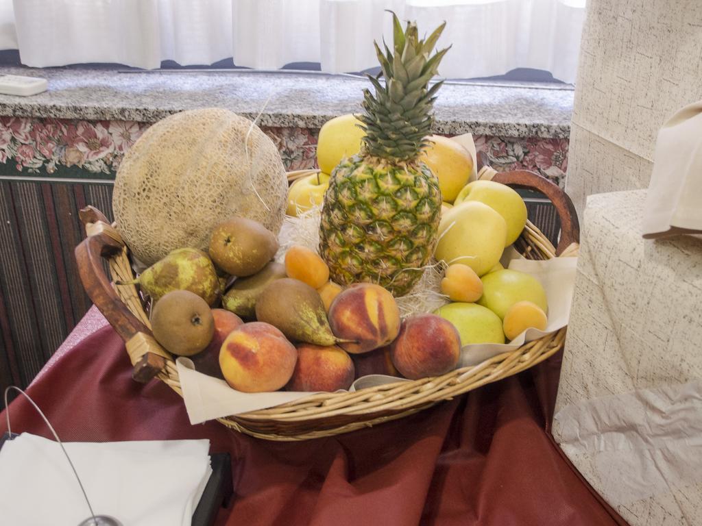 Hotel Kroma Ragusa Dış mekan fotoğraf